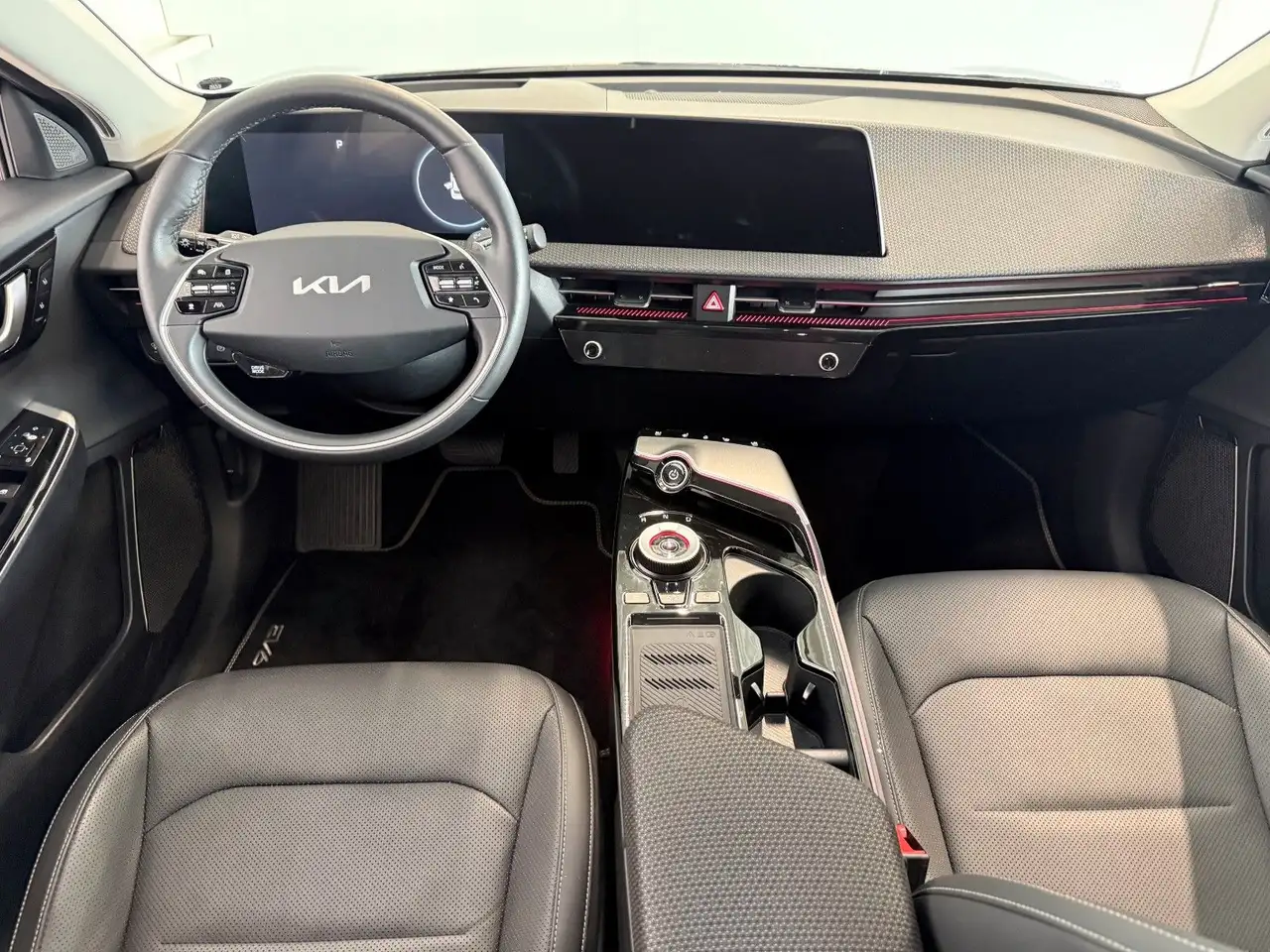Kia EV6 Basis 4WD WP, AIR, COM, ASS, DRIVE, Sound-P — Galería del vehículo 8