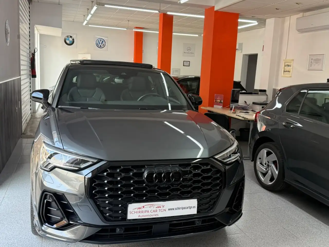Audi Q3 Sportback 45 TFSIe S line S-tronic — Galería del vehículo 3