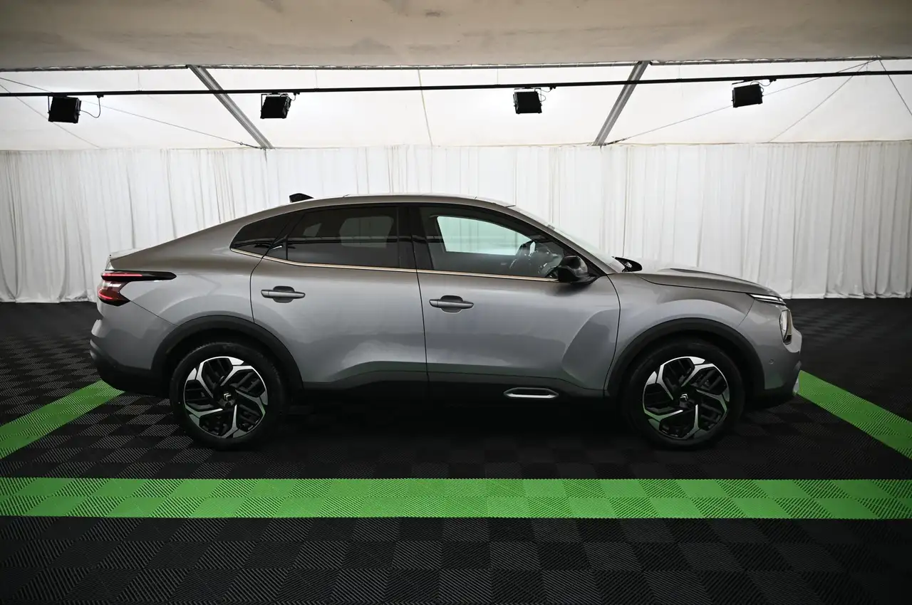 Citroen C4 1.2 PT EAT8 130 MAX LED/NAV/SOUND/PANO/H-UP/18/C4X — معرض صور السيارة 8