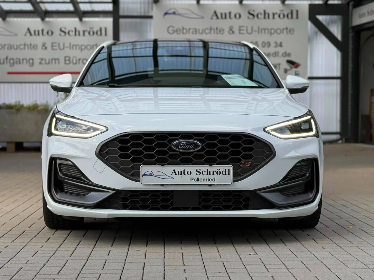 Ford Focus Lim. ST X 2.3 EcoBoost *FORD GARANTIE BIS 2031* Pano, B&O, HUD, Matrix-LED, iACC, Tot-W, Lenkradheiz. — Vehicle gallery 7