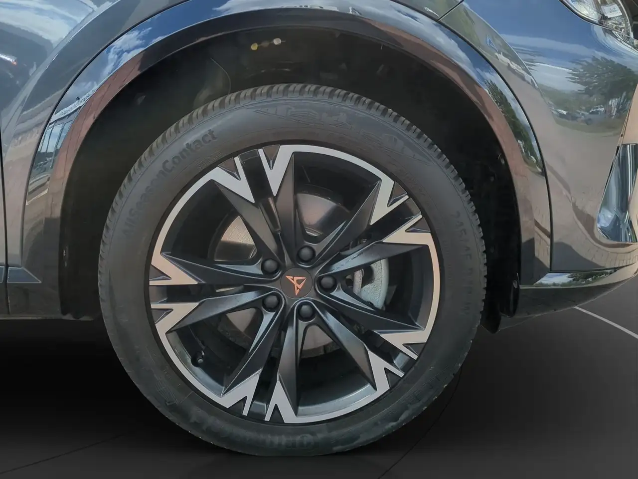CUPRA Formentor 1,5 eTSI Navi AHK Kamera PDC SiHz DSG — معرض صور السيارة 11
