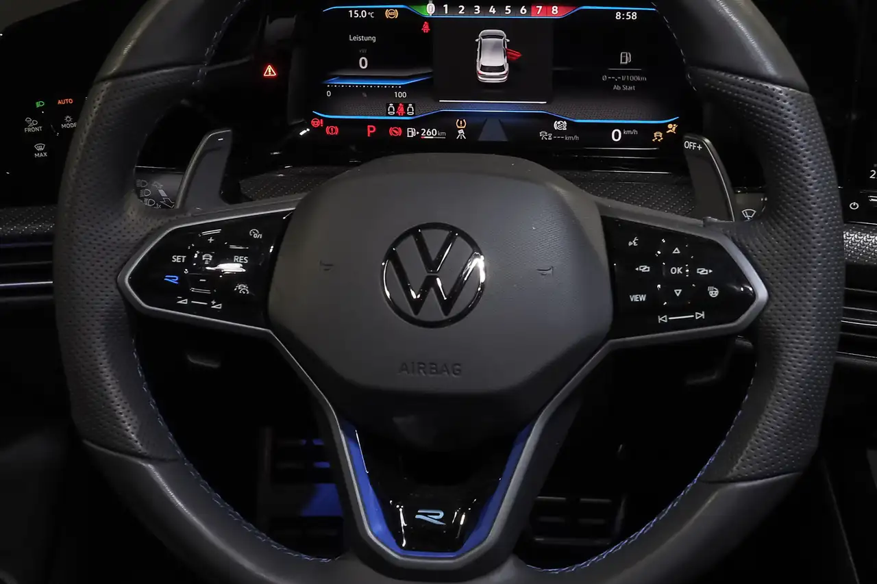 Volkswagen Golf VIII R Performance 2,0 l TSI OPF 4MOTION 245 — Vehicle gallery 14
