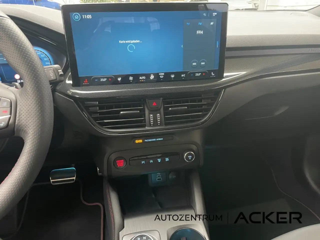 Ford Focus ST X Turnier 2.3 AT Pano/aAHK/ACC -35%* — Vehicle gallery 19