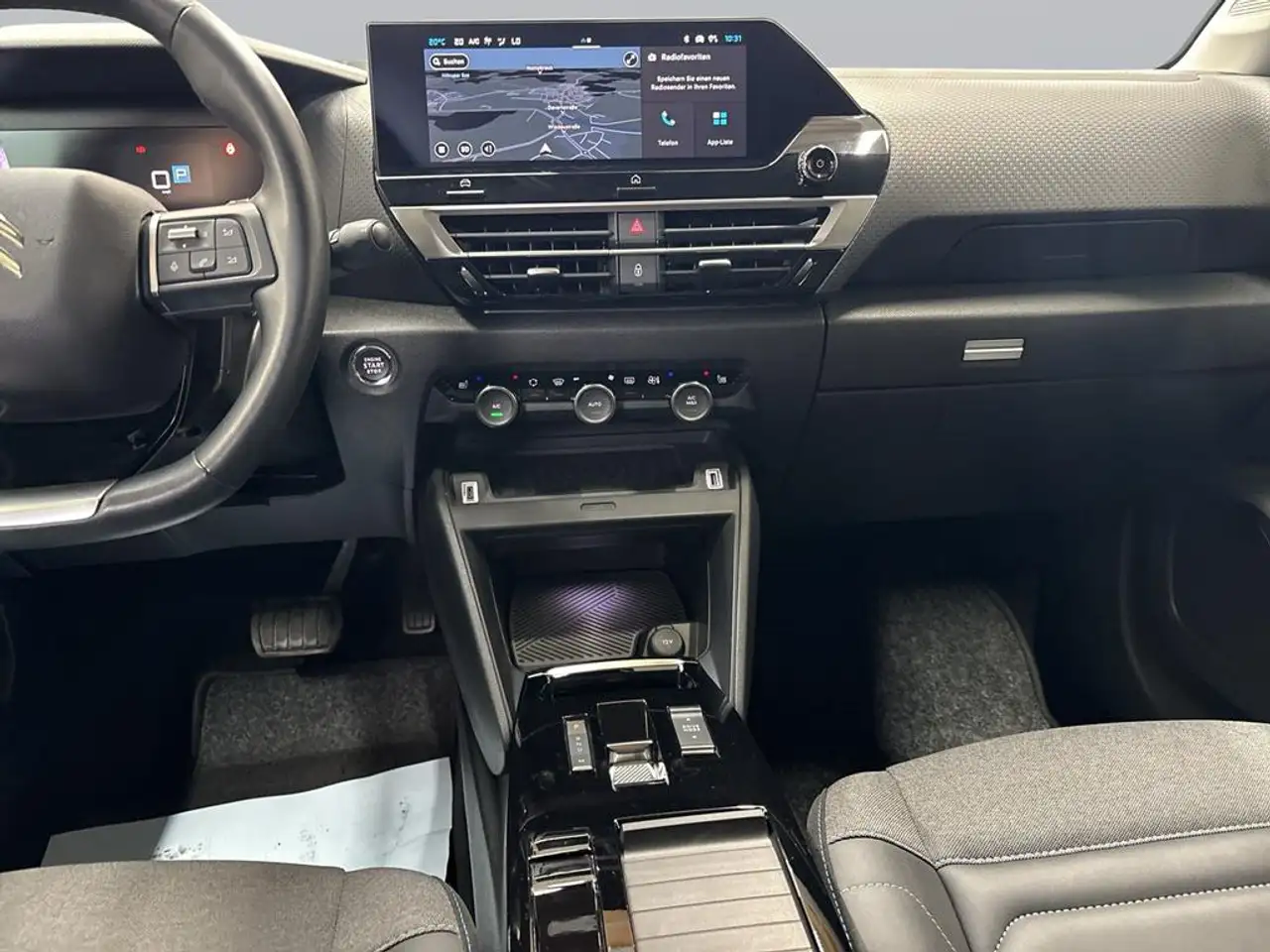 Citroen C4 1.2 PureTech 130 Max Stop& EAT — Galerie du véhicule 14