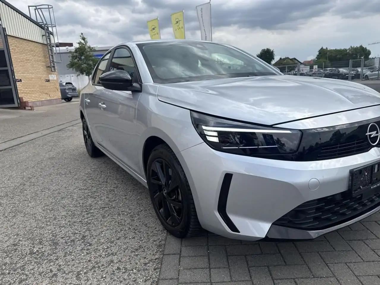 Opel Corsa 1.2 Direct Injection Turbo Automatik — معرض صور السيارة 24