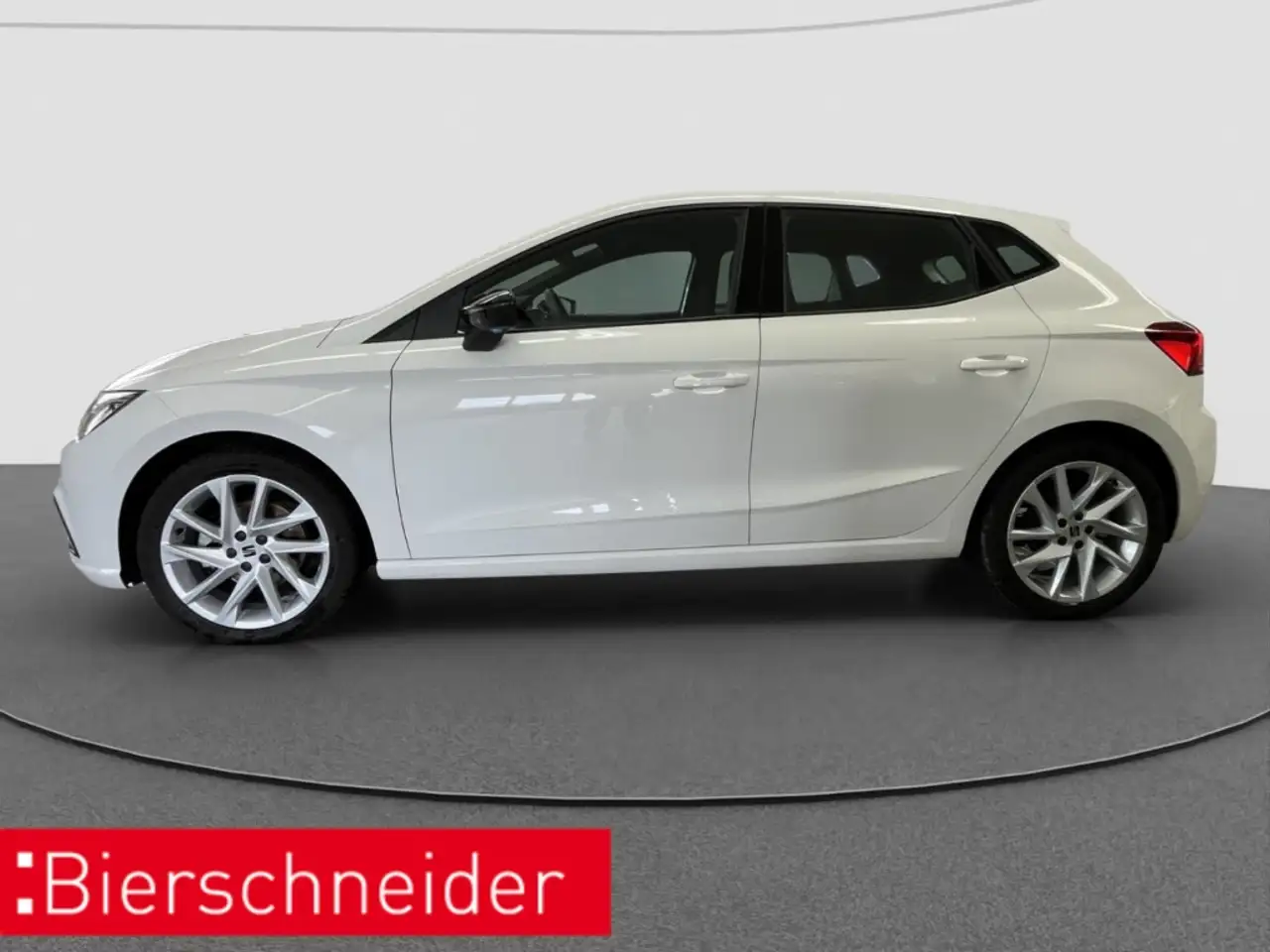 SEAT Ibiza 1.0 TSI FR NAVI DAB PDC SHZ — Galerie du véhicule 4