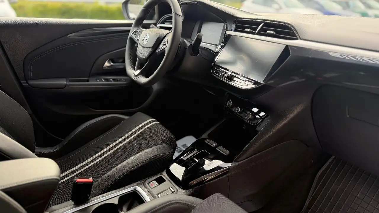 Opel Corsa GS LED Navi PDC SHZ SpurW Facelift Kam — معرض صور السيارة 20