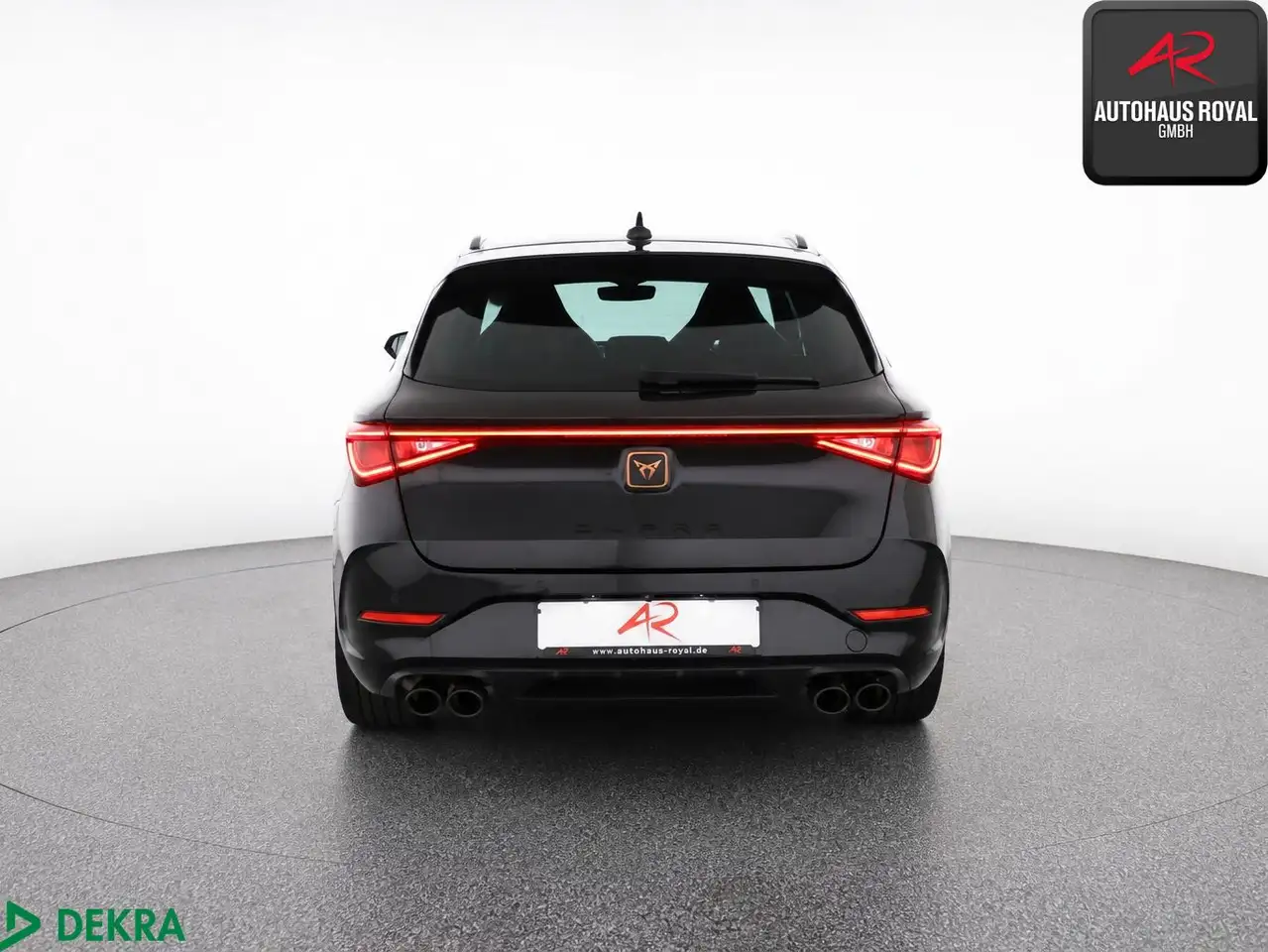 CUPRA Leon ST 2.0 TSI VZ KEYLESS,ACC,KAMERA,BEATS,SH — معرض صور السيارة 4