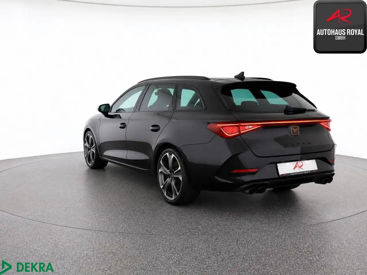CUPRA Leon ST 2.0 TSI VZ KEYLESS,ACC,KAMERA,BEATS,SH — معرض صور السيارة 3