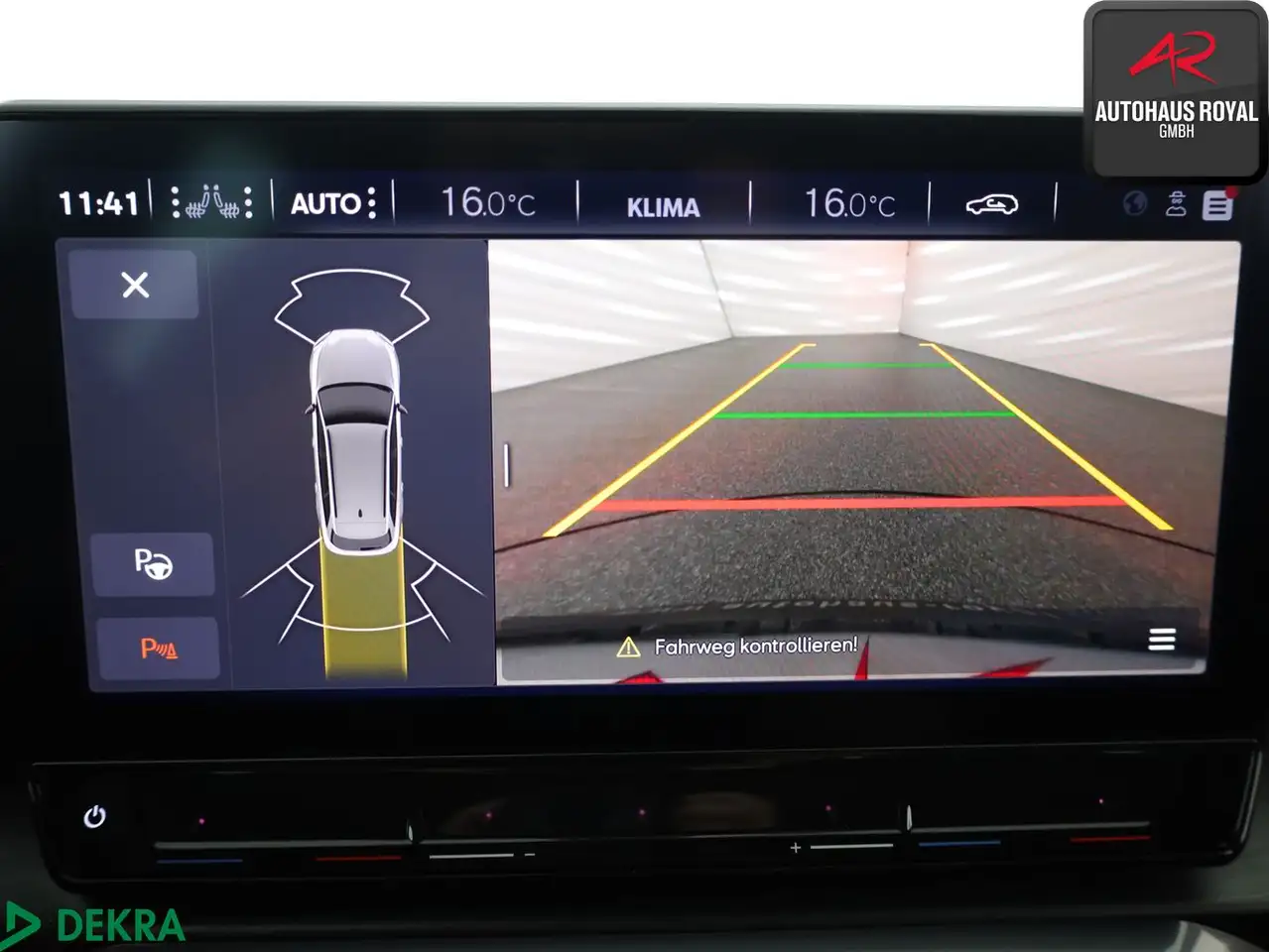 CUPRA Leon ST 2.0 TSI VZ KEYLESS,ACC,KAMERA,BEATS,SH — معرض صور السيارة 15