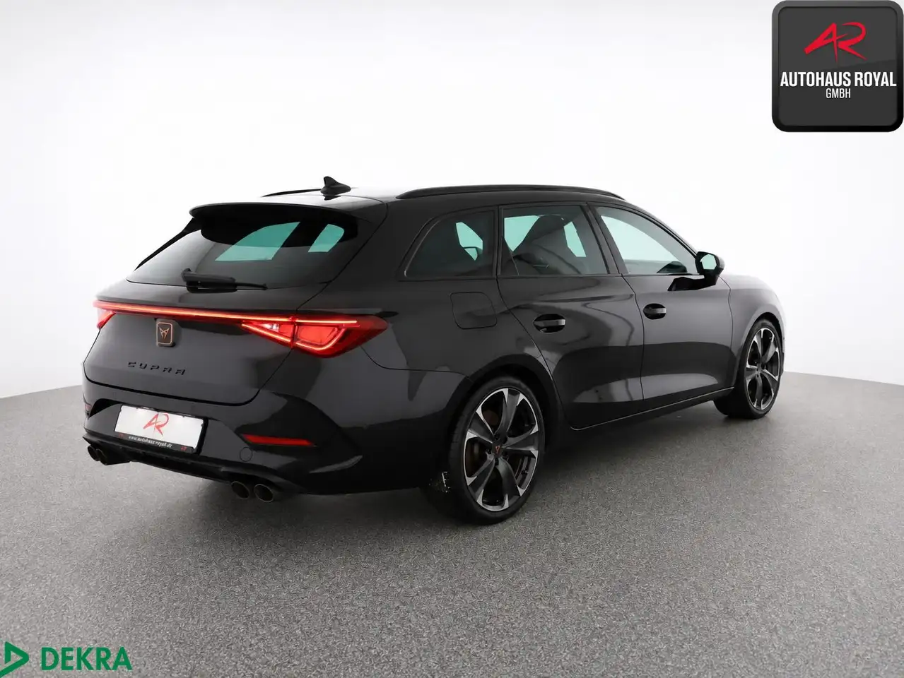 CUPRA Leon ST 2.0 TSI VZ KEYLESS,ACC,KAMERA,BEATS,SH — معرض صور السيارة 5