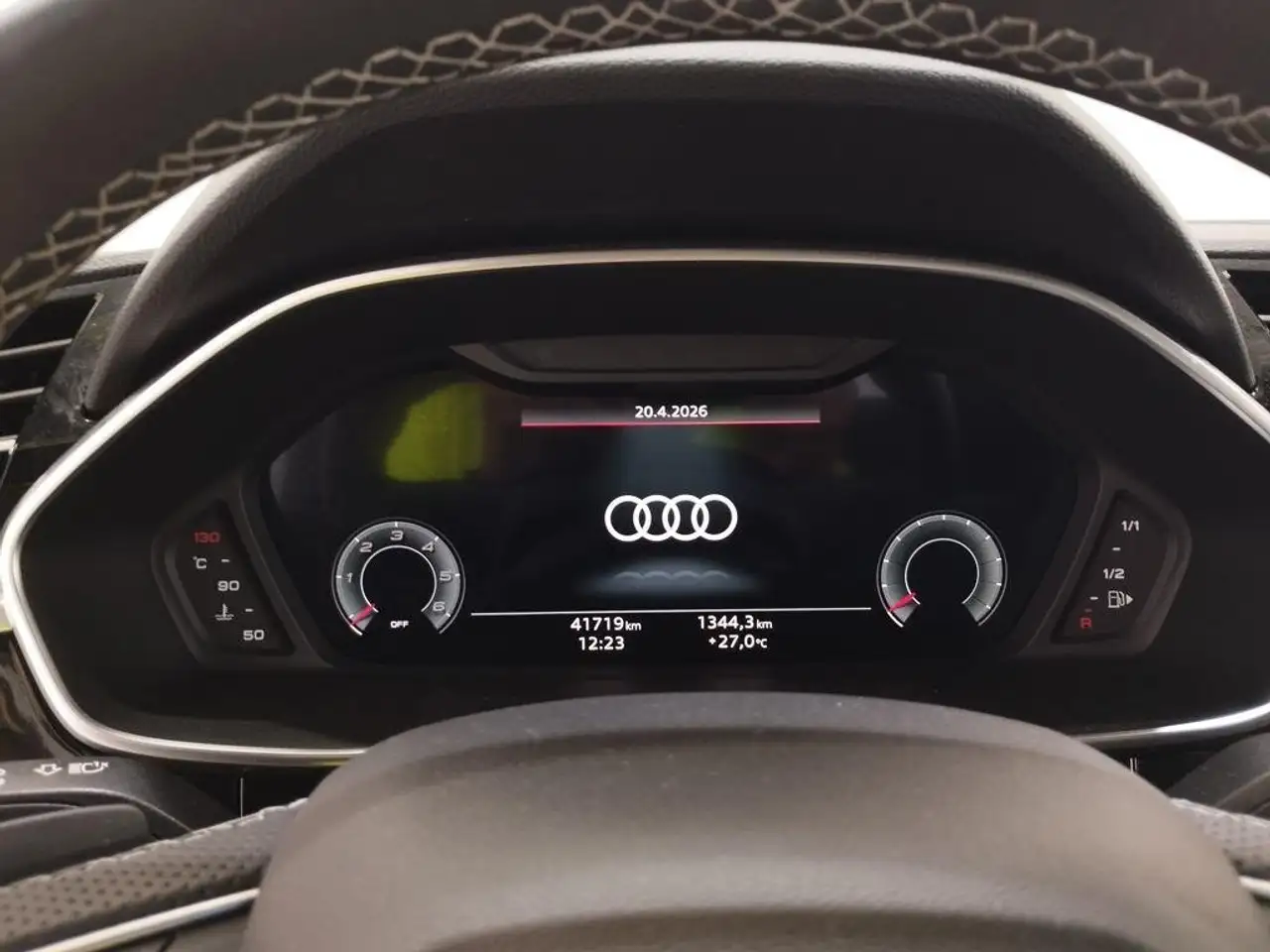 Audi Q3 35 TDI Genuine edition S tronic 110kW — Galería del vehículo 12