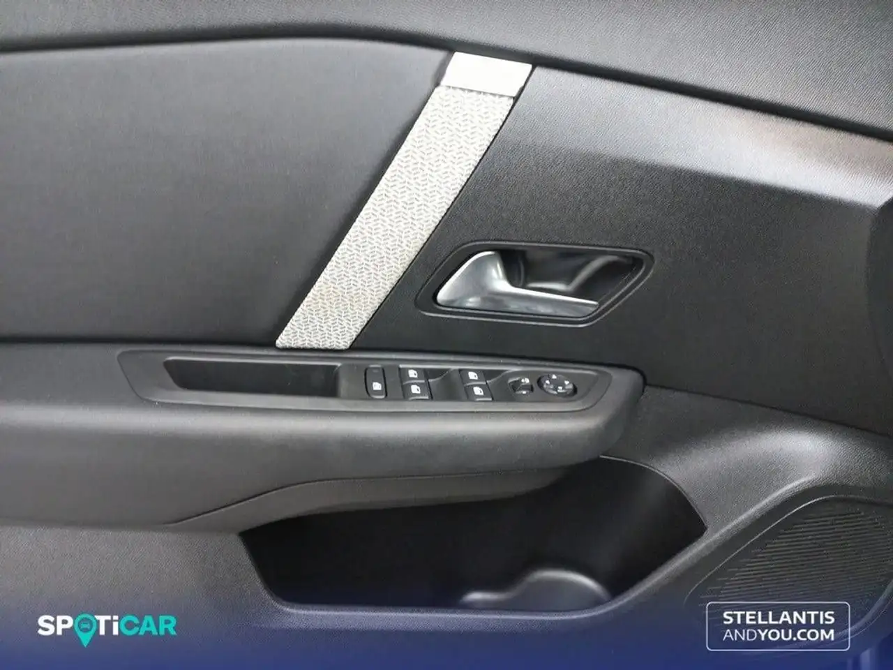 Citroen C4 1.2 PureTech Plus S&S 130 — Vehicle gallery 15