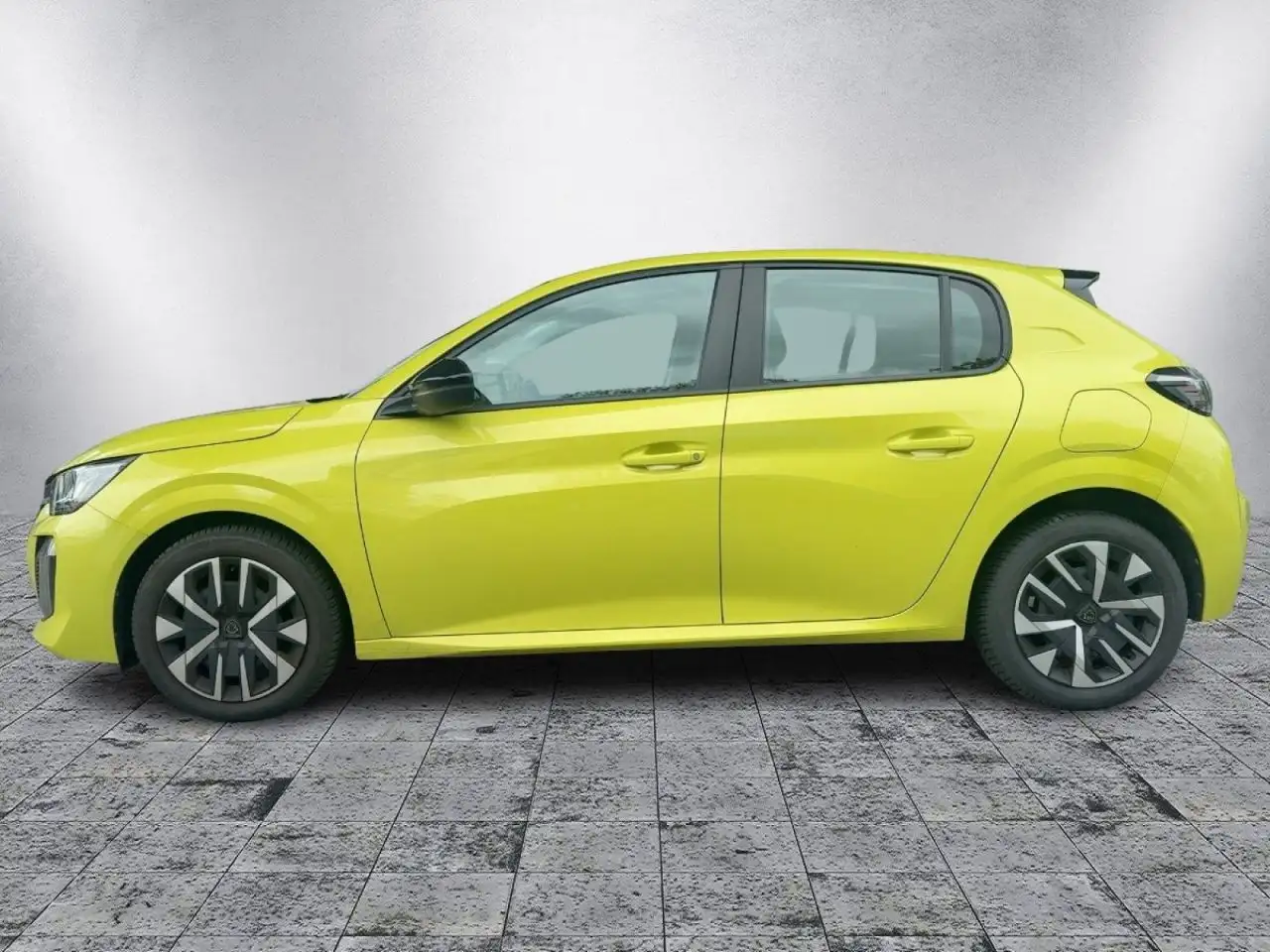 Peugeot 208 Active PureTech 100 — معرض صور السيارة 3