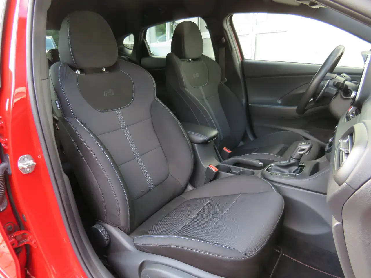 Hyundai i30 i30 Fastback N Performance // R-Kam, Shz, Navi — معرض صور السيارة 14