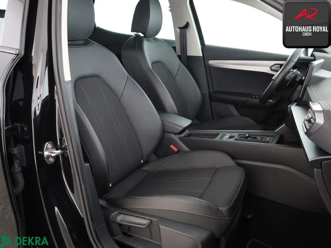 CUPRA Formentor 1.5 TSI KEYLESS,ACC,CARPLAY,SPURHALTE — Vehicle gallery 12