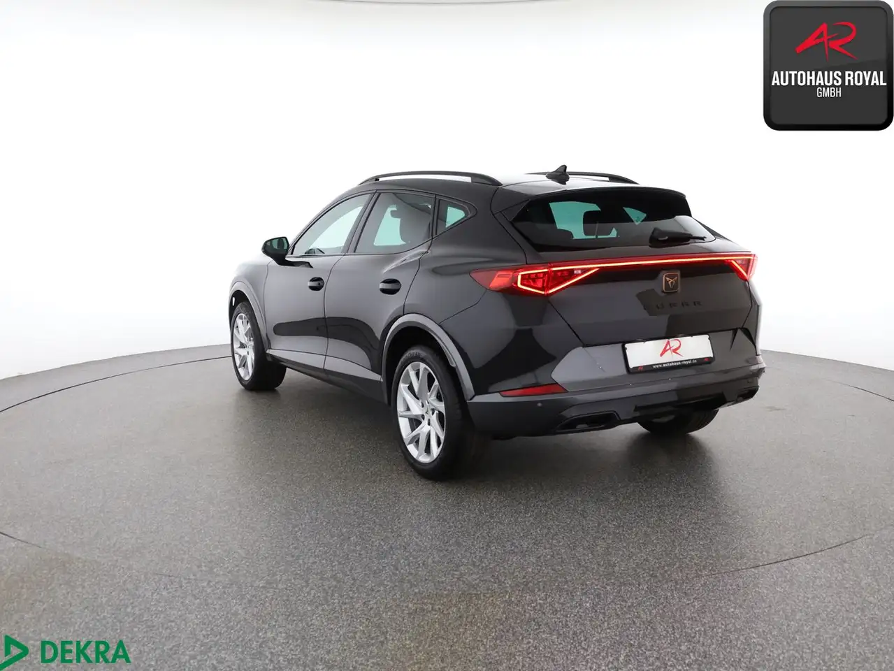 CUPRA Formentor 1.5 TSI KEYLESS,ACC,CARPLAY,SPURHALTE — Vehicle gallery 3