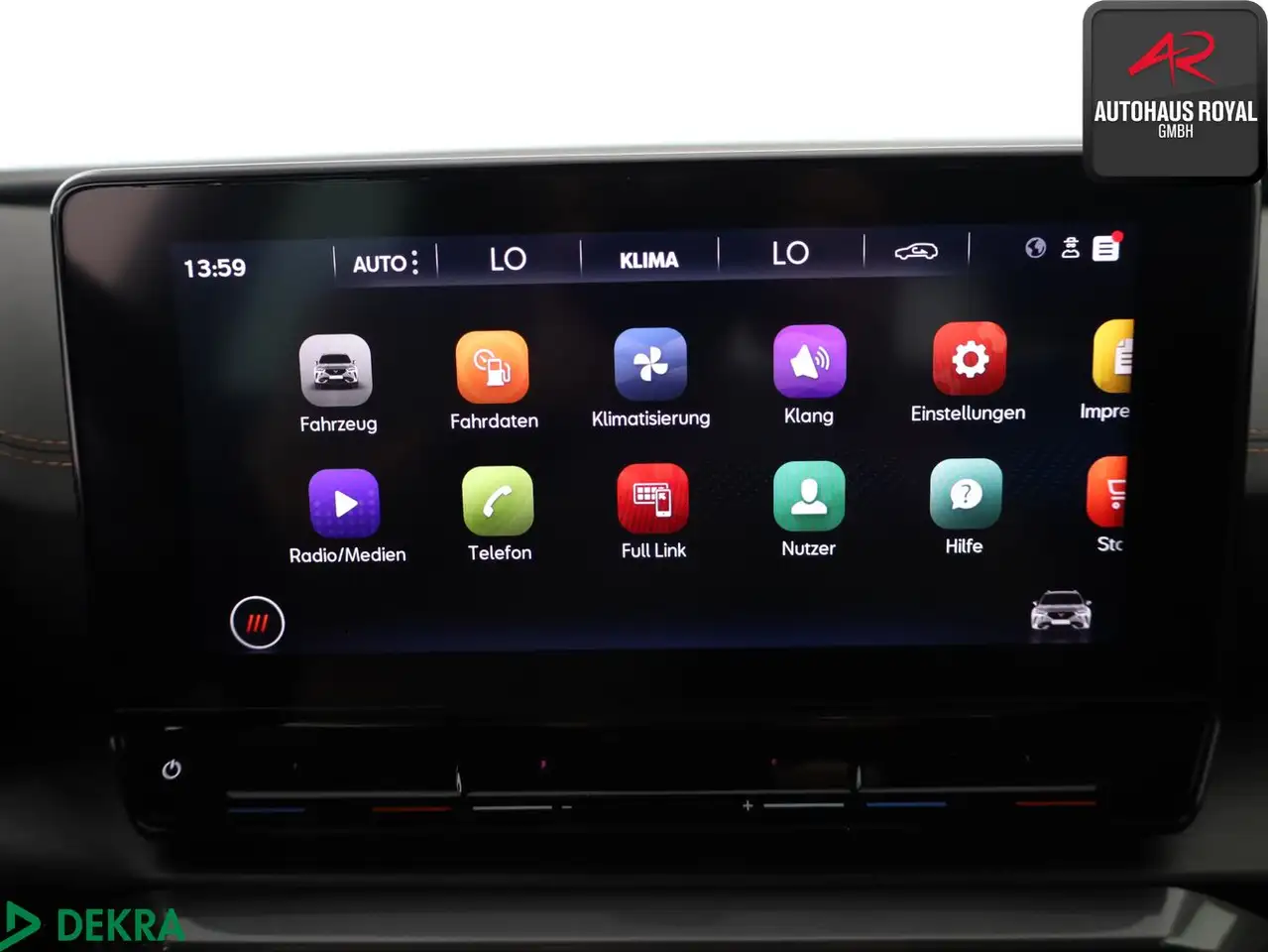 CUPRA Formentor 1.5 TSI KEYLESS,ACC,CARPLAY,SPURHALTE — Vehicle gallery 18
