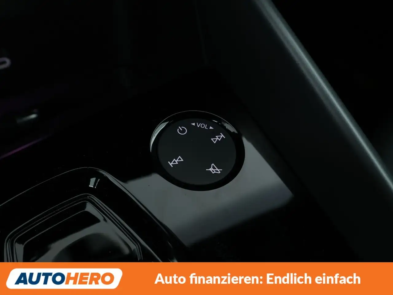 Audi S3 2.0 TFSI quattro Aut.*NAVI*LED*TEMPO*PDC*SHZ* — معرض صور السيارة 26