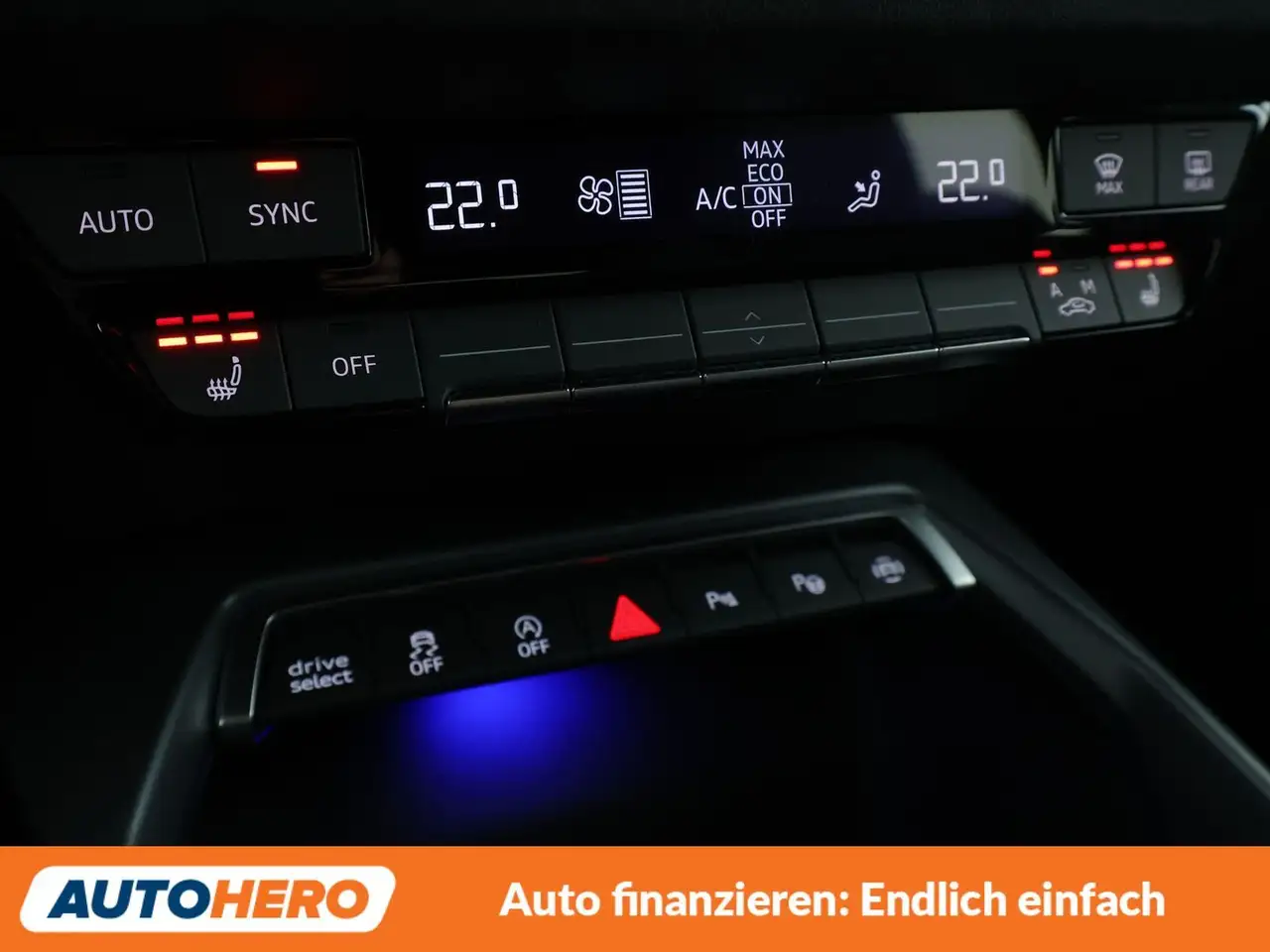 Audi S3 2.0 TFSI quattro Aut.*NAVI*LED*TEMPO*PDC*SHZ* — معرض صور السيارة 24