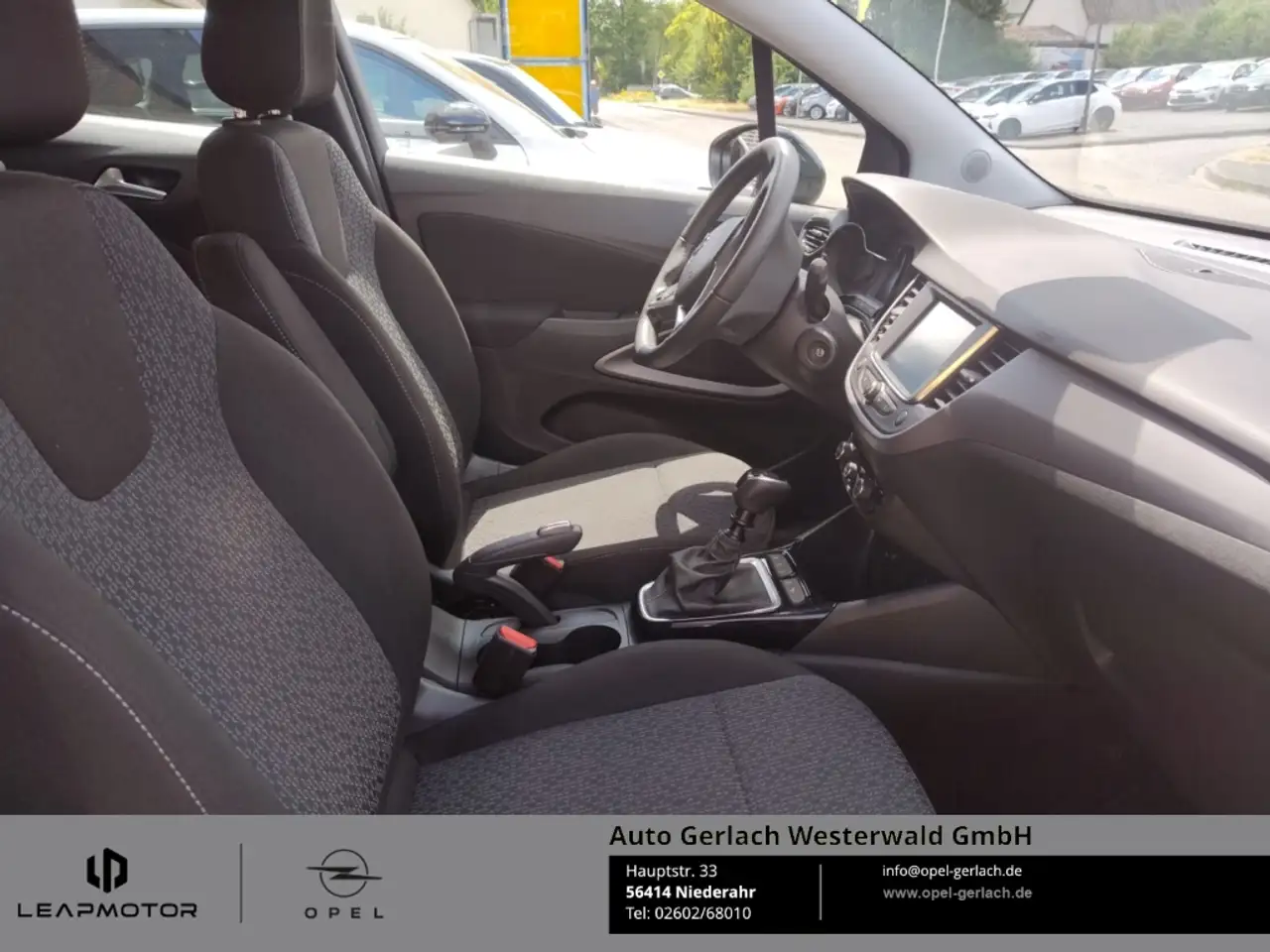 Opel Crossland Enjoy LED Apple CarPlay Android Auto Mehrzonenklim — معرض صور السيارة 17