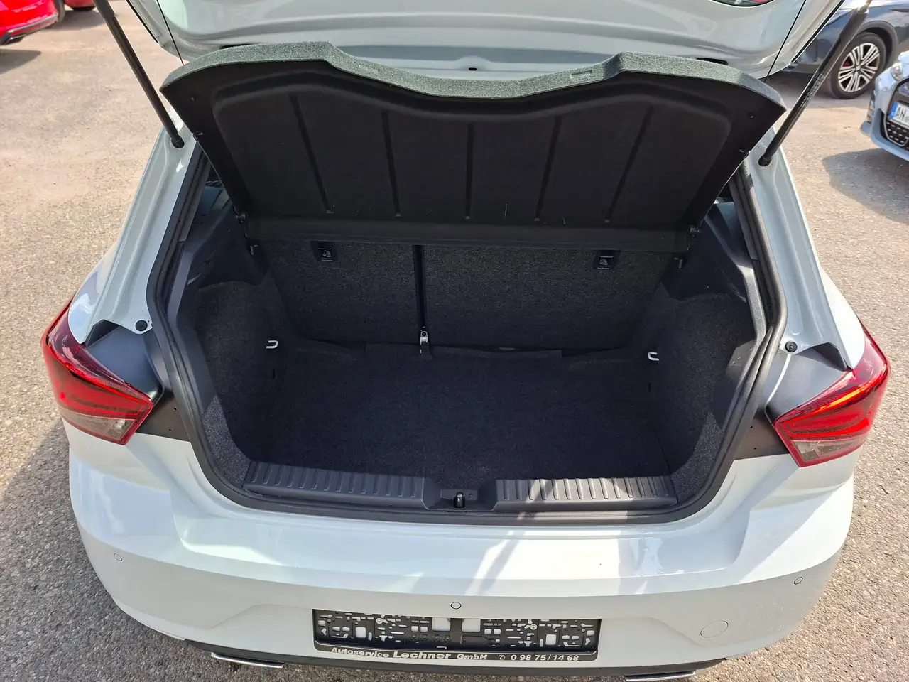 SEAT Ibiza FR — Galería del vehículo 3