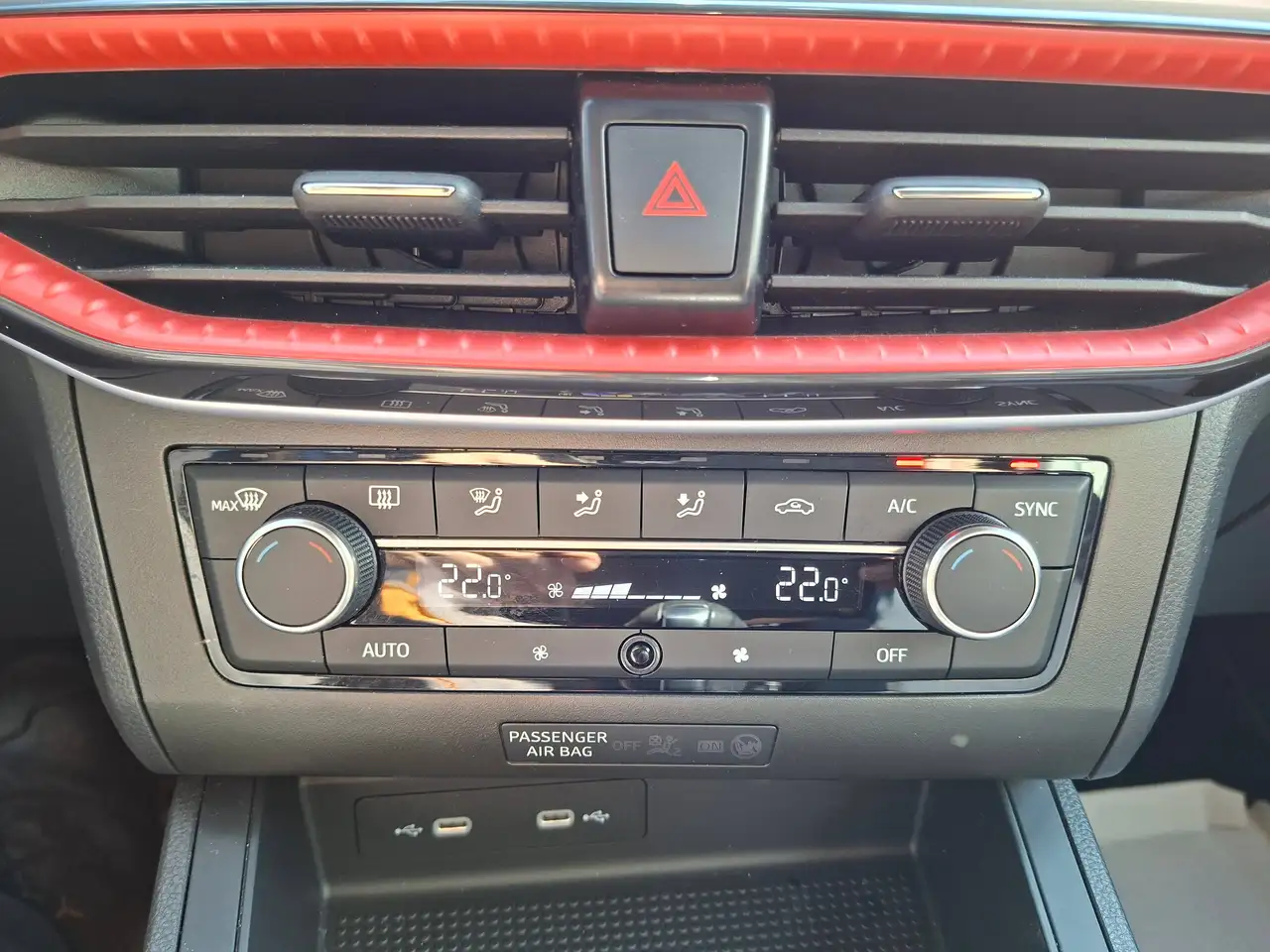 SEAT Ibiza FR — Galería del vehículo 13