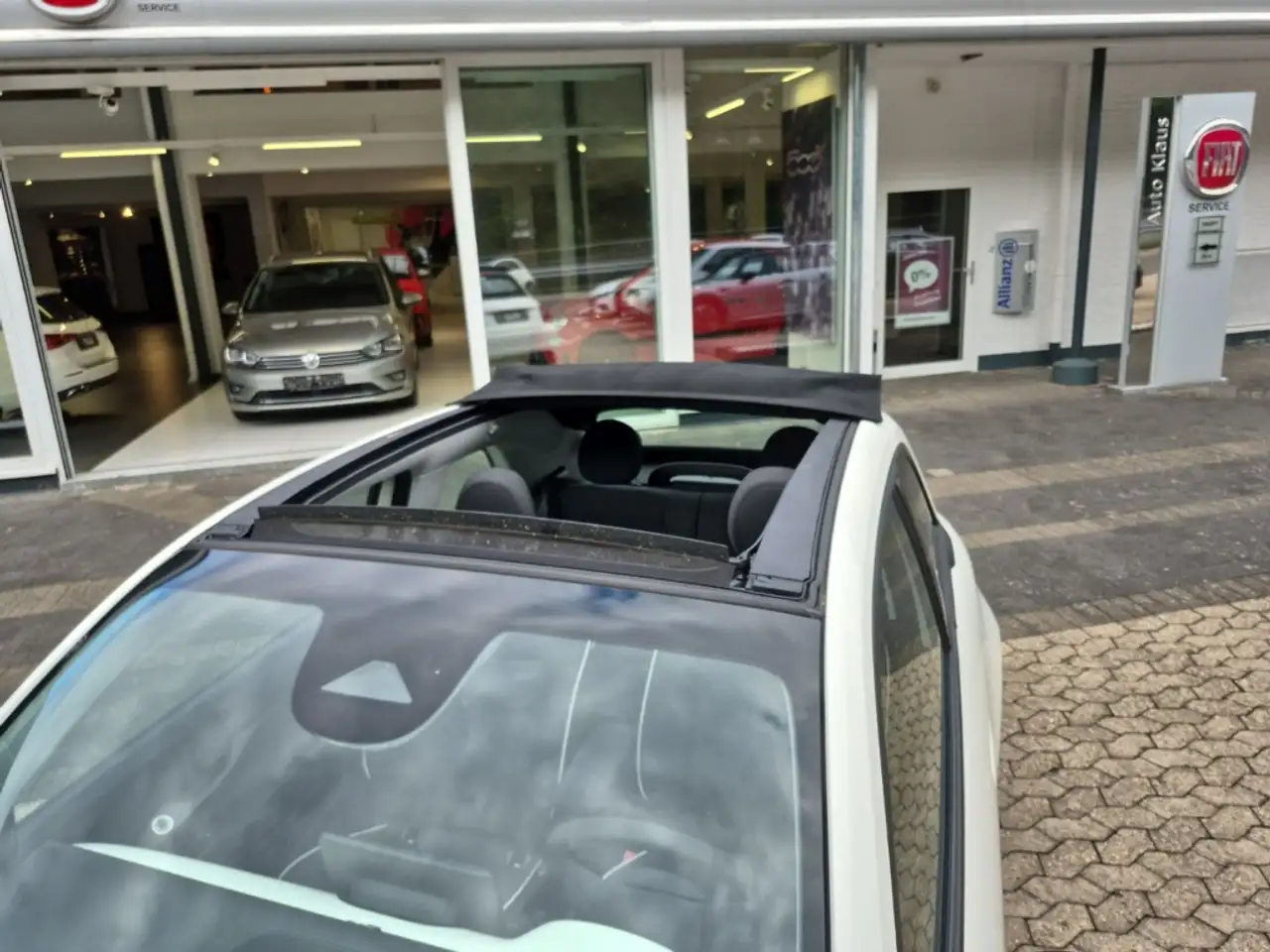 Fiat 500e Kamera Sitzheizung Keyless Tempomat — معرض صور السيارة 26