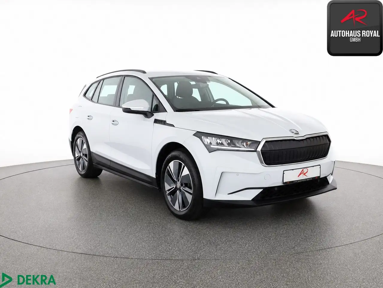 Skoda Enyaq 60 LOFT WÄRMEPUMPE,KESSY,KAMERA,CARPLAY — Vehicle gallery 7