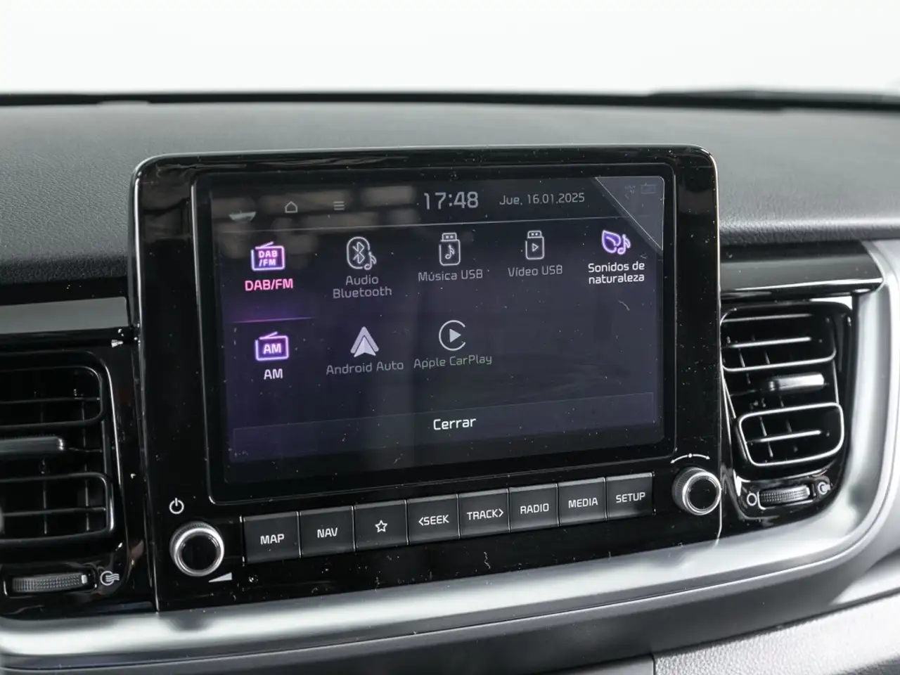 Kia Stonic 1.0 T-GDI MHEV IMT 74KW DRIVE 5P — معرض صور السيارة 14