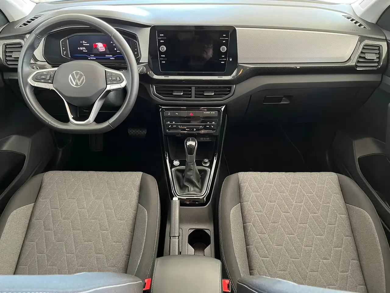 Volkswagen T-Cross Life 1.0TSI DSG LED PDC KAMERA KEYLESS — Vehicle gallery 26