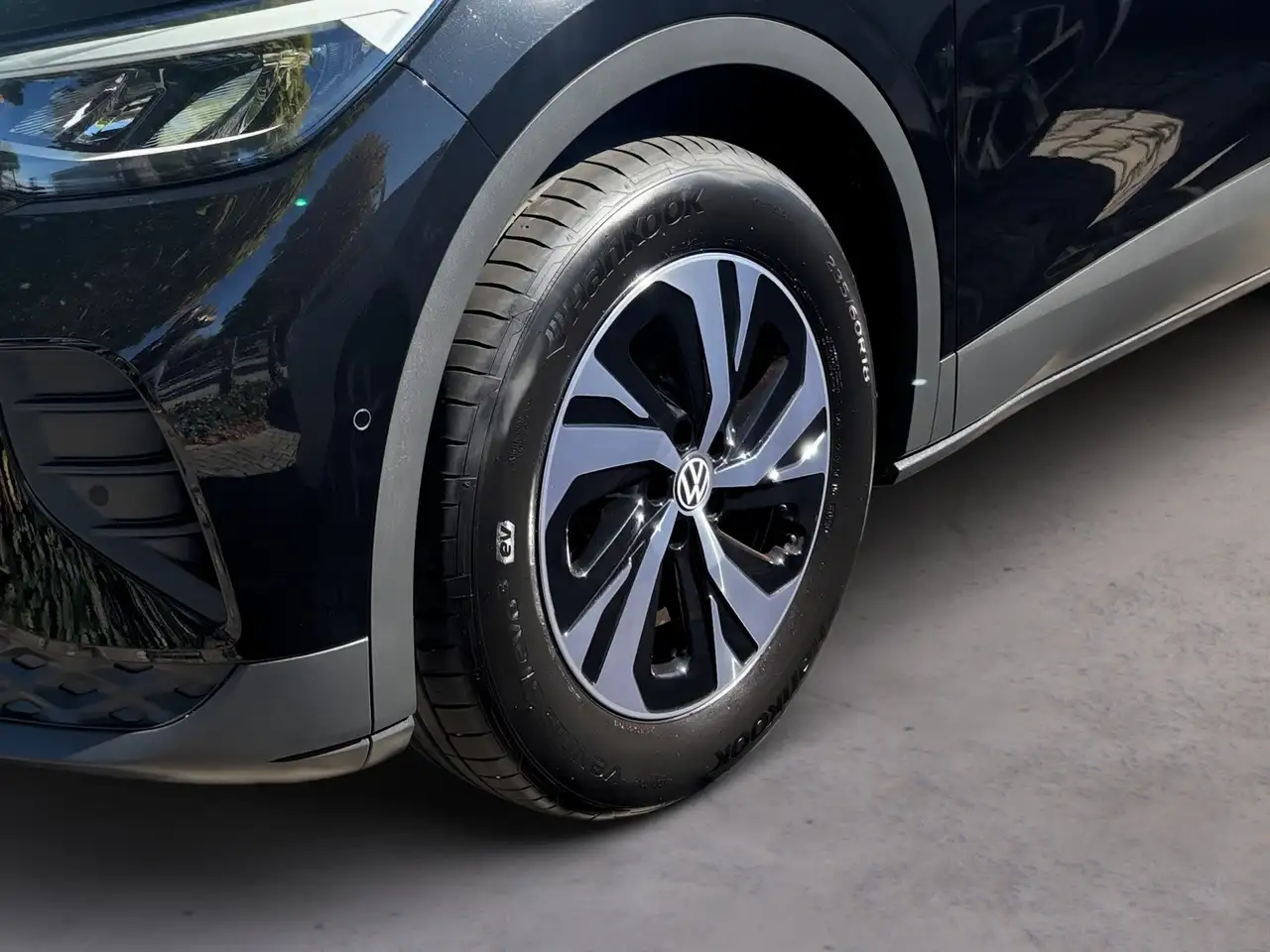 Volkswagen ID.4 Pure KEYLESS NAVI LED KLIMA LM — Vehicle gallery 6