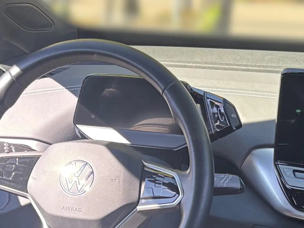 Volkswagen ID.4 Pure KEYLESS NAVI LED KLIMA LM — Vehicle gallery 11