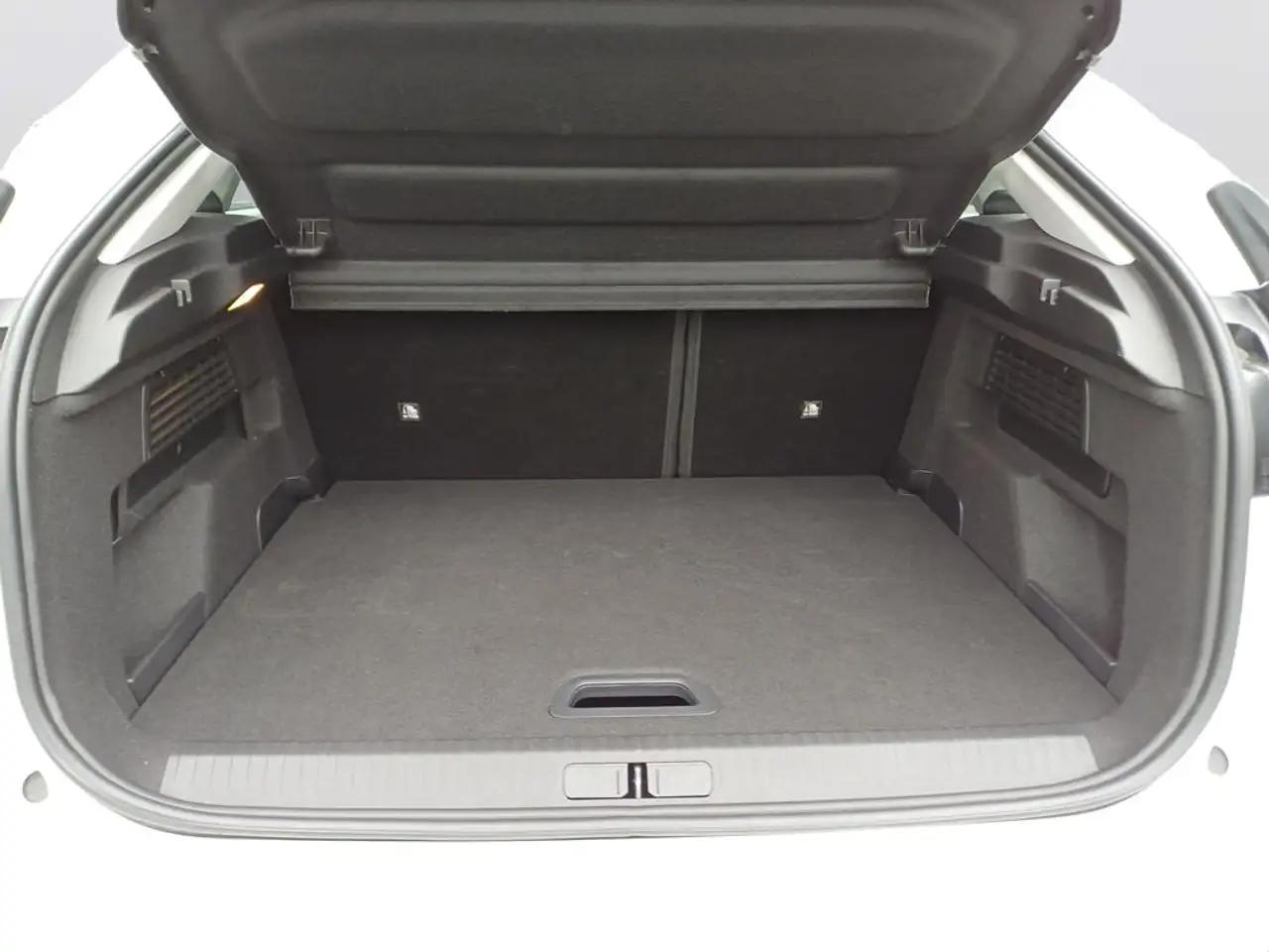Citroen C4 PureTech 130 S&S Feel Pack — Galerie du véhicule 7