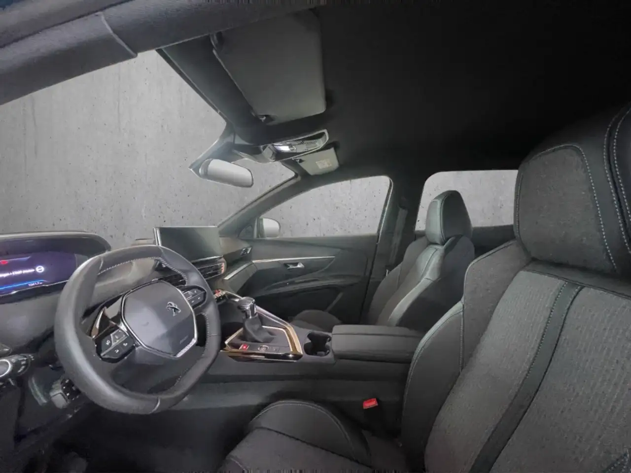 Peugeot 3008 Allure PT 130 Kamera LED CarPlay Navi SHZ — Vehicle gallery 9