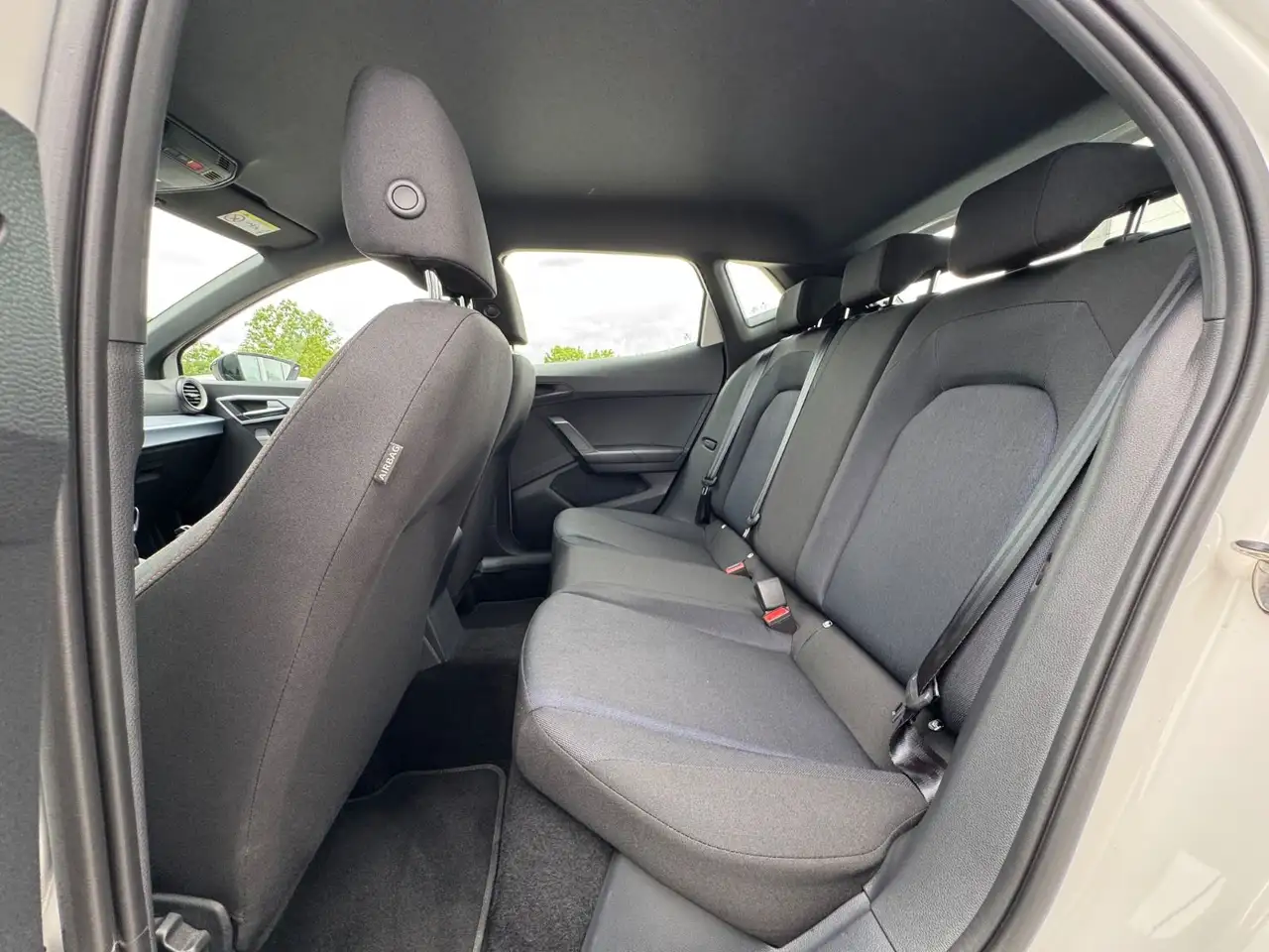 SEAT Ibiza FR — Vehicle gallery 21