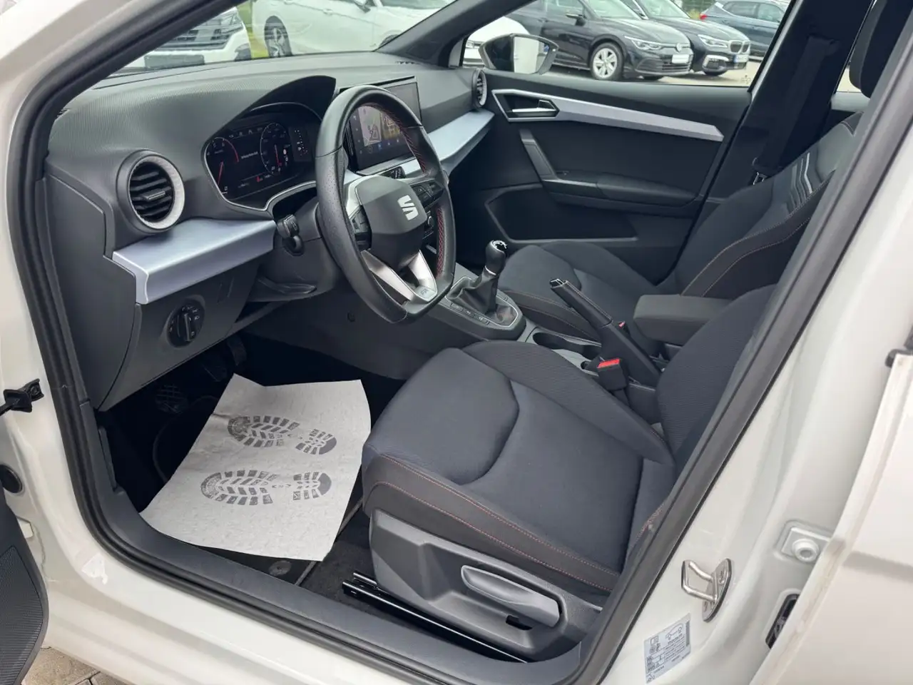 SEAT Ibiza FR — Vehicle gallery 9