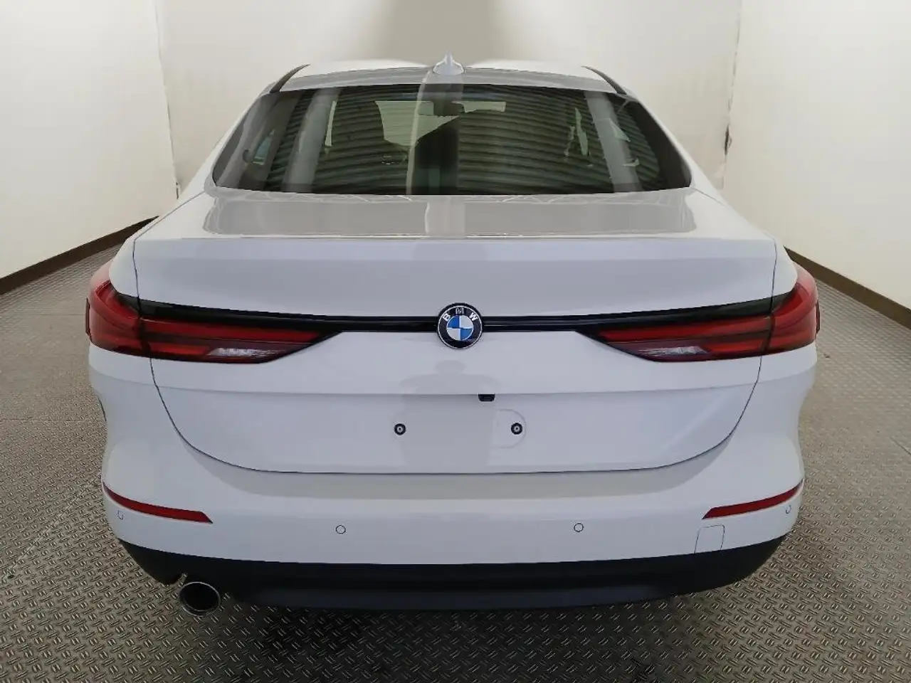 BMW 218 i Gran Coupe Advantage*LH*Parkassistent-Paket*DAB*SH*RFK*ACC*8 fach bereift*Außen-Spiegel-Paket*Driving-Assistant* — معرض صور السيارة 5