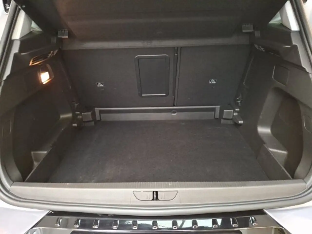 Opel Grandland Grandland 1.2 Turbo GS Line Klimaautomatik Alcantara Allwetter — Vehicle gallery 15