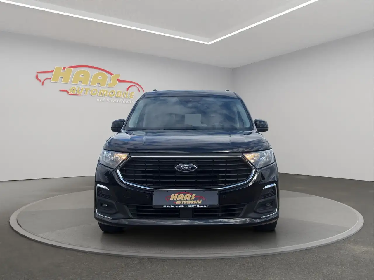 Ford Tourneo Connect Grand Tourneo Connect Titanium *7 Sitzer*Navi* — Galerie du véhicule 2