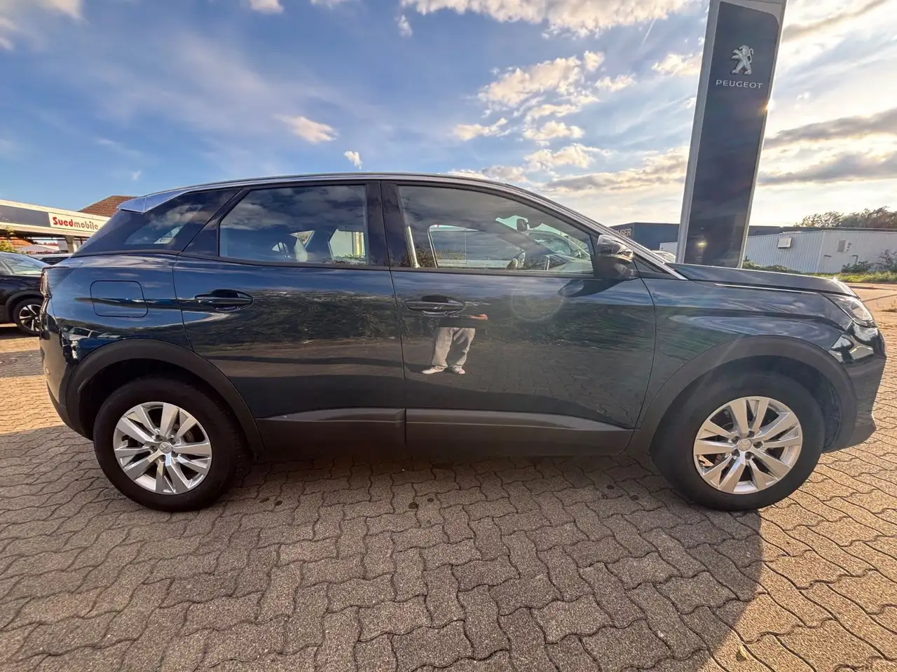Peugeot 3008 Hybrid 136 e-DSC6 Active Pack — Vehicle gallery 9