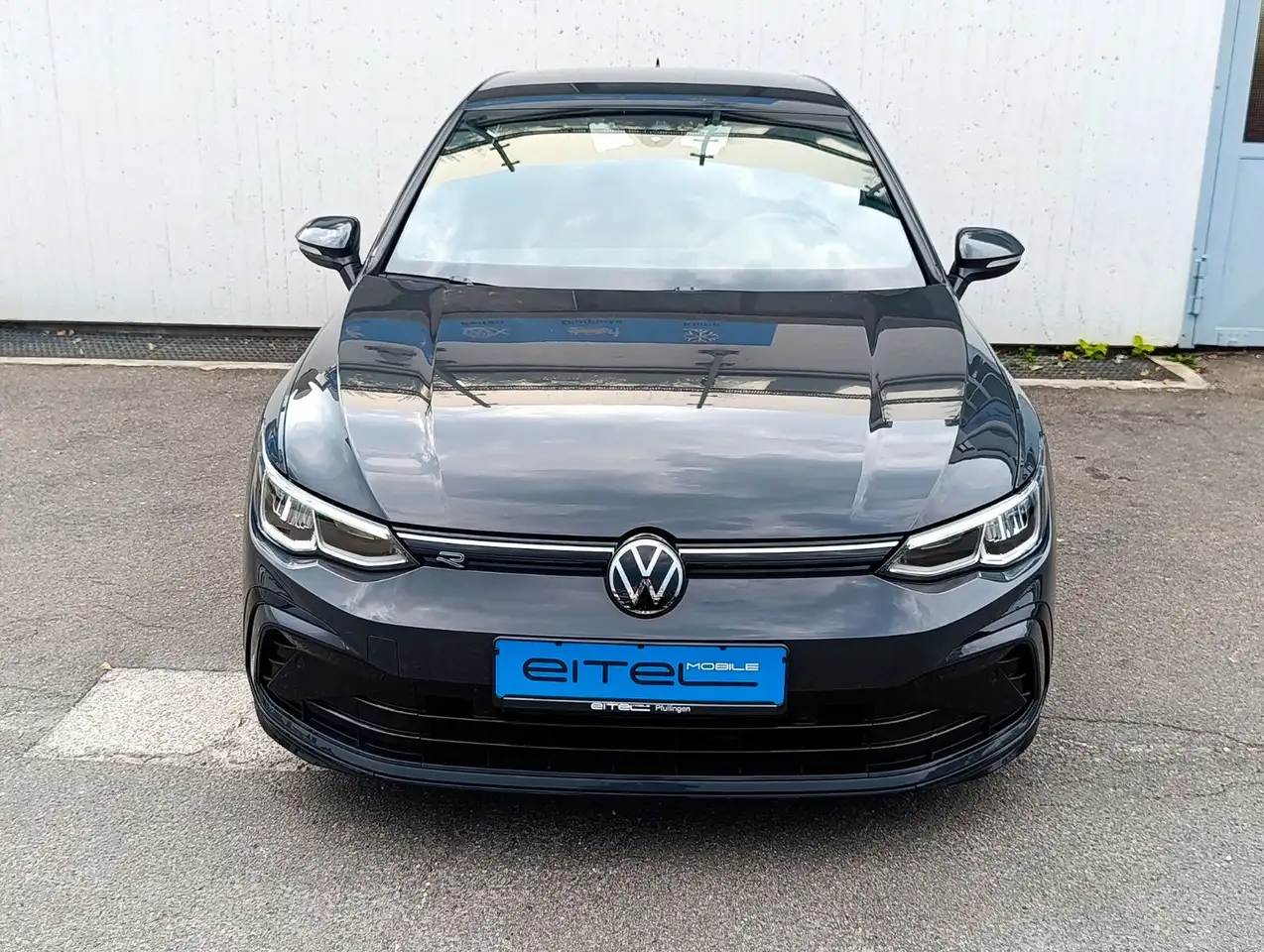 Volkswagen Golf VIII Lim. R-Line Alcantara Sitzheizung — معرض صور السيارة 2