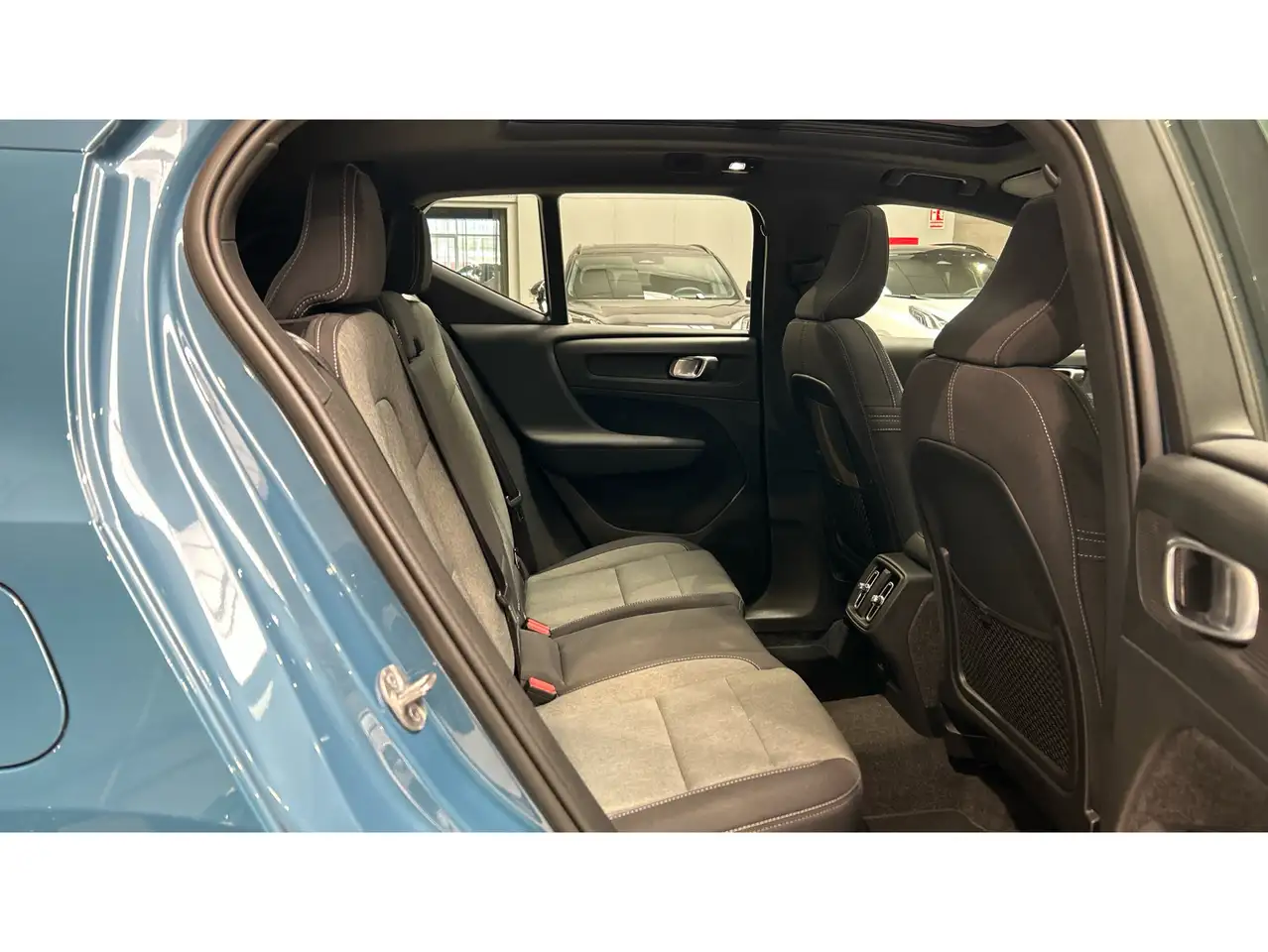 Volvo XC40 B3 Core Aut. — معرض صور السيارة 29