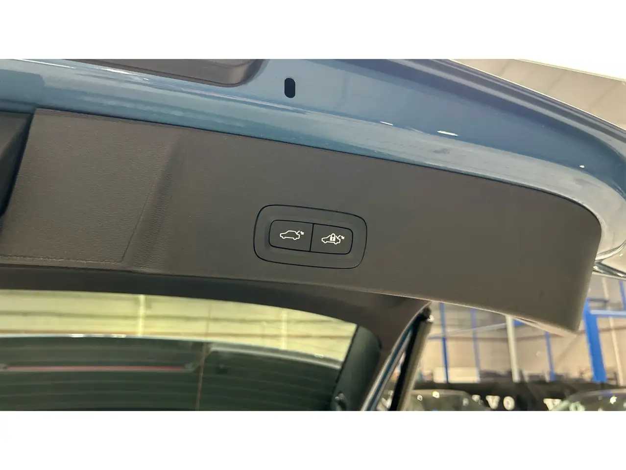 Volvo XC40 B3 Core Aut. — معرض صور السيارة 31