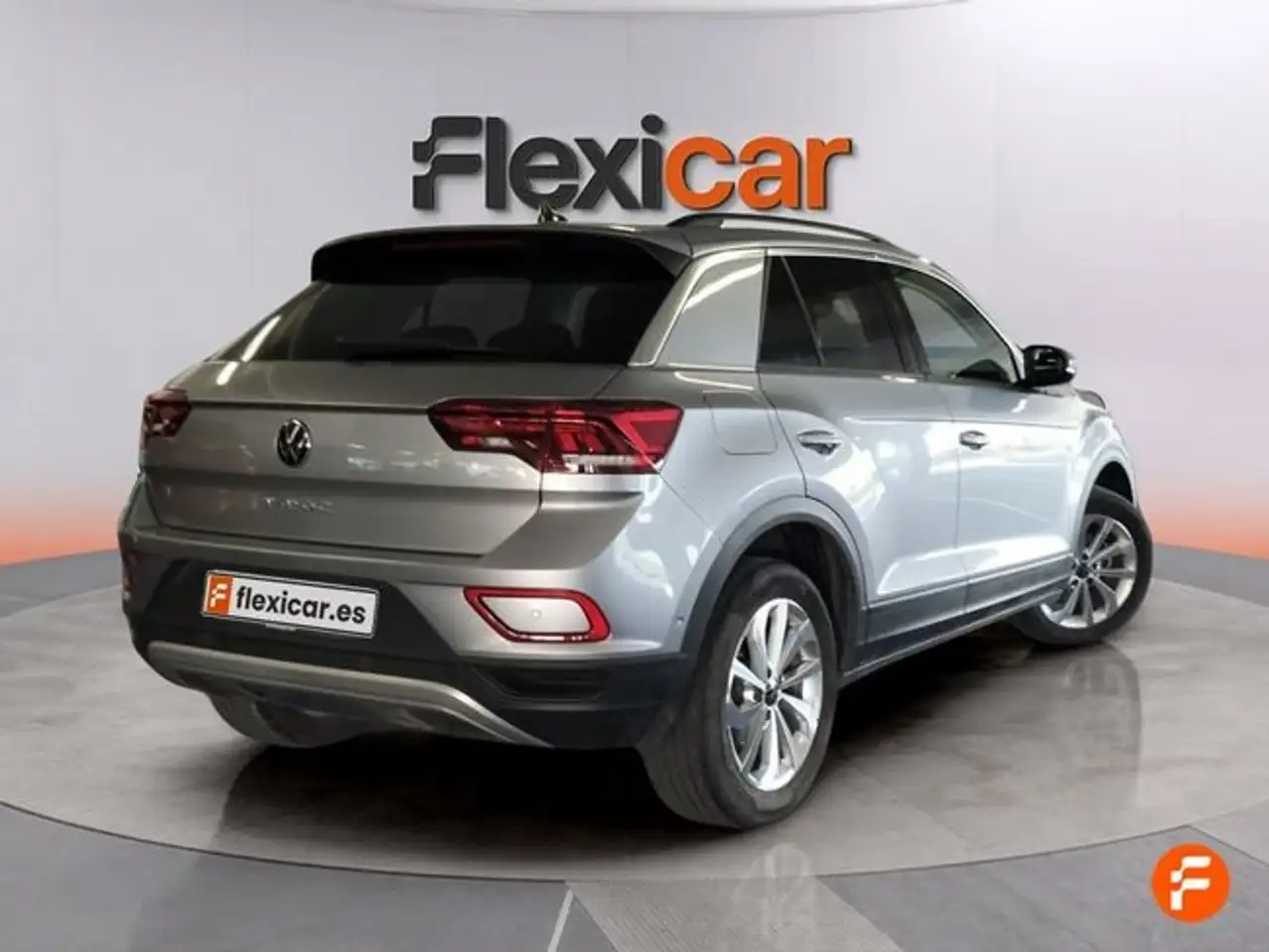Volkswagen T-Roc 2.0TDI Life 85kW — معرض صور السيارة 5