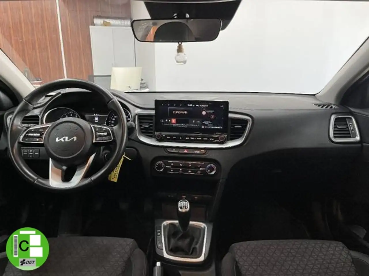 Kia Ceed / cee'd 5p 1.0 T-GDi Concept 73 kW (100 CV) — Vehicle gallery 4