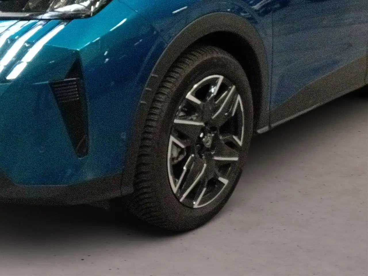 Peugeot 3008 Hybrid 136 Allure, Drive-Assist, Allwetter — Vehicle gallery 7