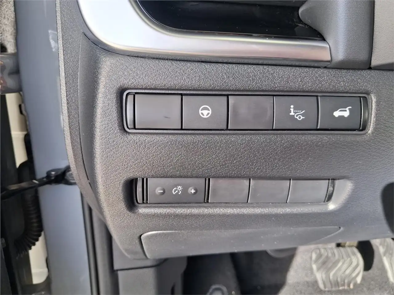 Nissan Qashqai E-POWER 140 KW (190 CV) Tekna+ — Vehicle gallery 14