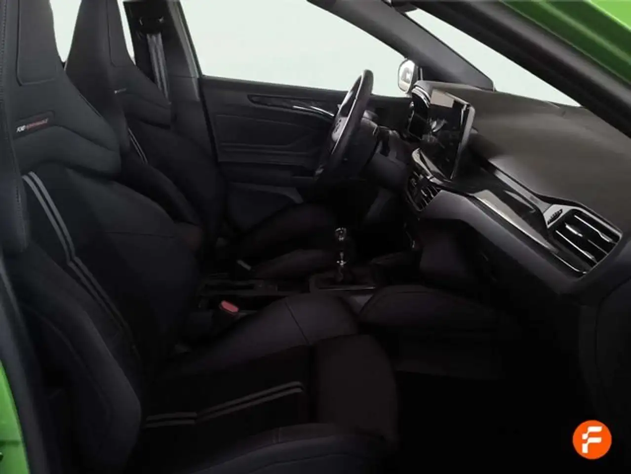 Ford Focus 2.3 Ecoboost ST Edition — Galería del vehículo 14