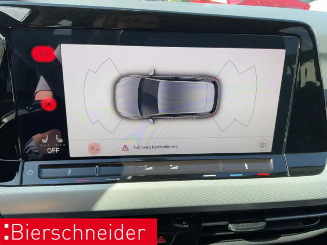 Volkswagen Golf 8 1.0 TSI Move LED-PlUS SHZ PDC 17 — Vehicle gallery 24